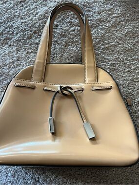 Cream Patent Shoulder Bag with Decorative Tie